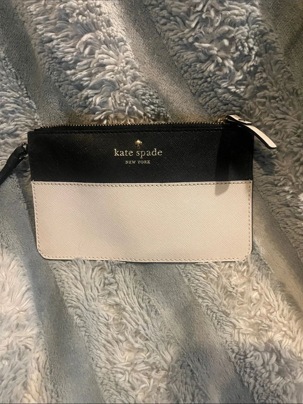 kate spade Black and Cream Two-Tone Wristlet